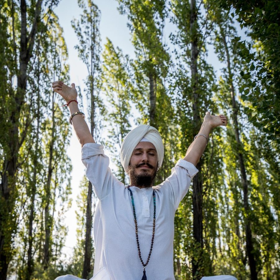 Práctica de Kundalini Yoga